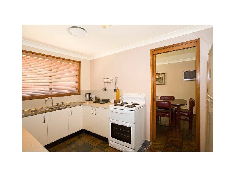 5 Wales Close, Illawong NSW 2234