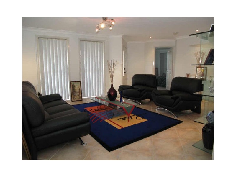 1 Dinjerra Close, Bangor NSW 2234