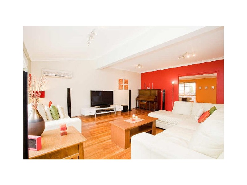 1 Beaumaris Drive, Menai NSW 2234