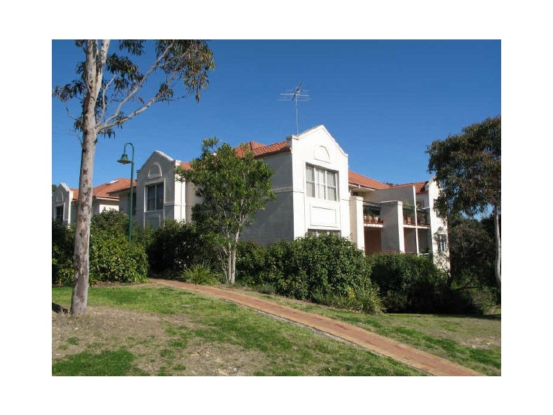 7/2 Peachtree Way, Menai NSW 2234