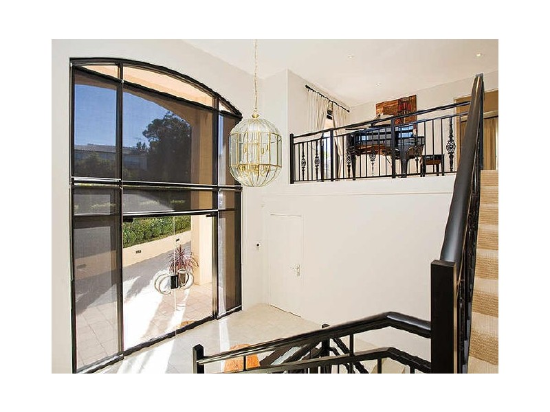 86 Brushwood Drive, Alfords Point NSW 2234