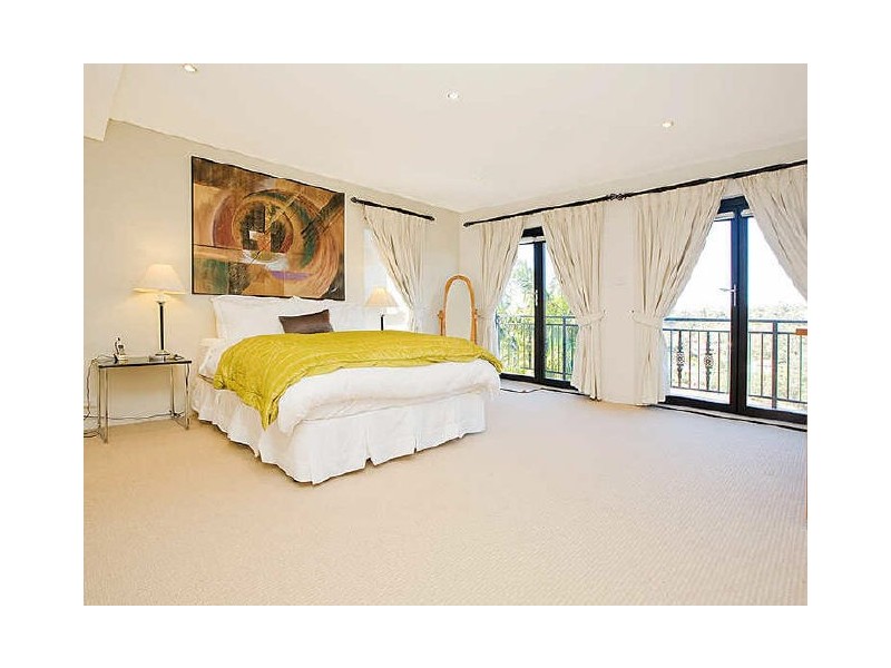 86 Brushwood Drive, Alfords Point NSW 2234