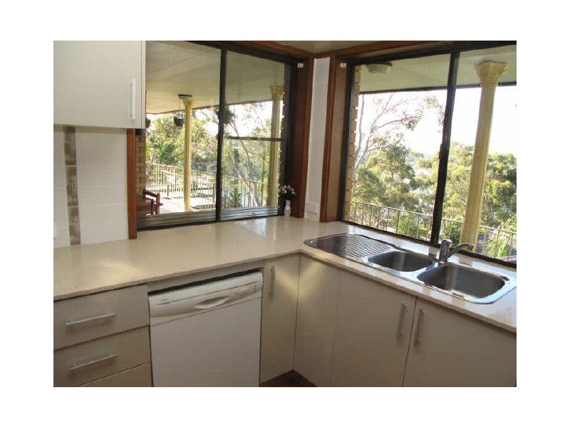 11 Cypress Drive, Lugarno NSW 2210