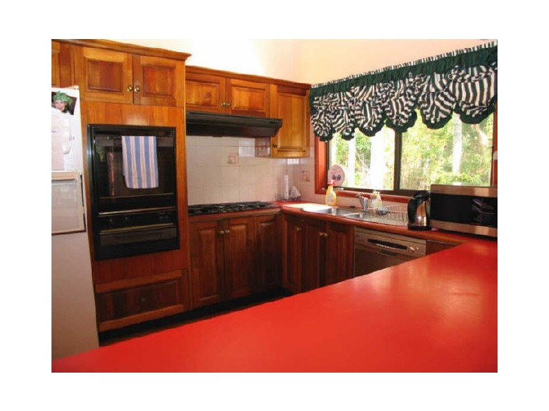 11 Prior Close, Illawong NSW 2234