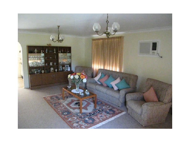 59 Moreton Road, Illawong NSW 2234