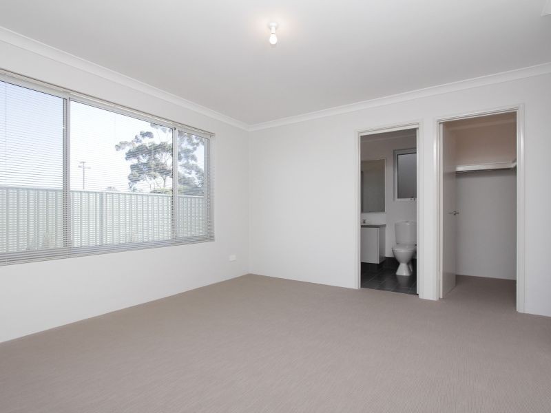 23 A & B Chilgrove Way, Balga WA 6061