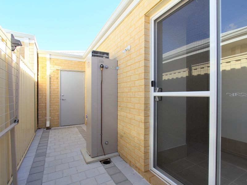 23 A & B Chilgrove Way, Balga WA 6061