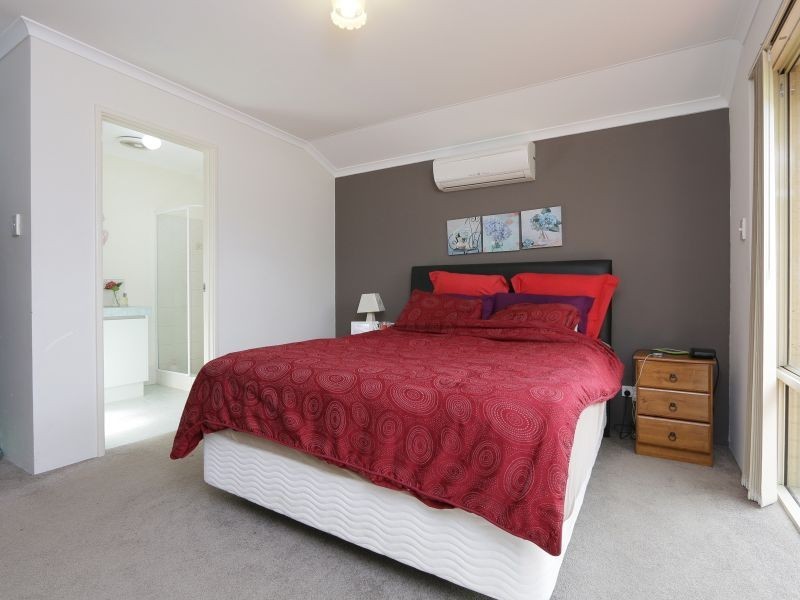 6 Moran Street, Greenfields WA 6210