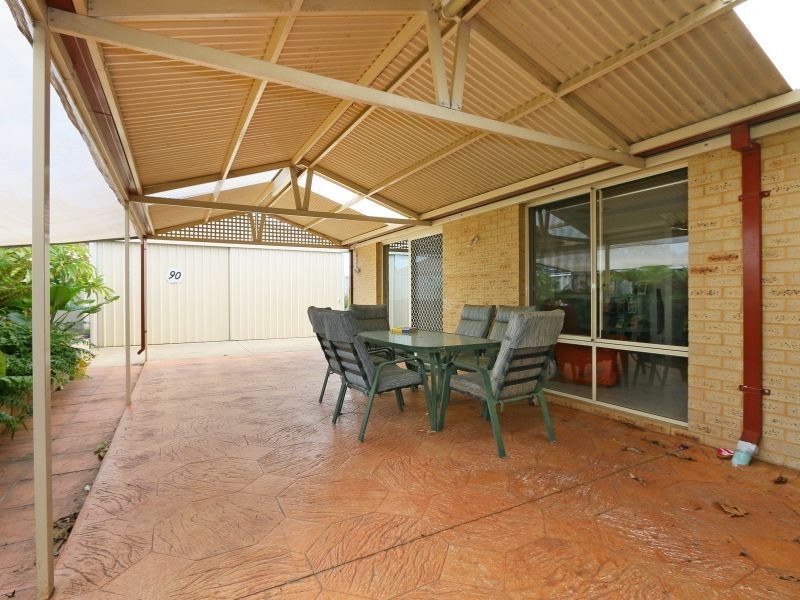 6 Moran Street, Greenfields WA 6210
