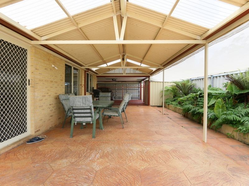 6 Moran Street, Greenfields WA 6210