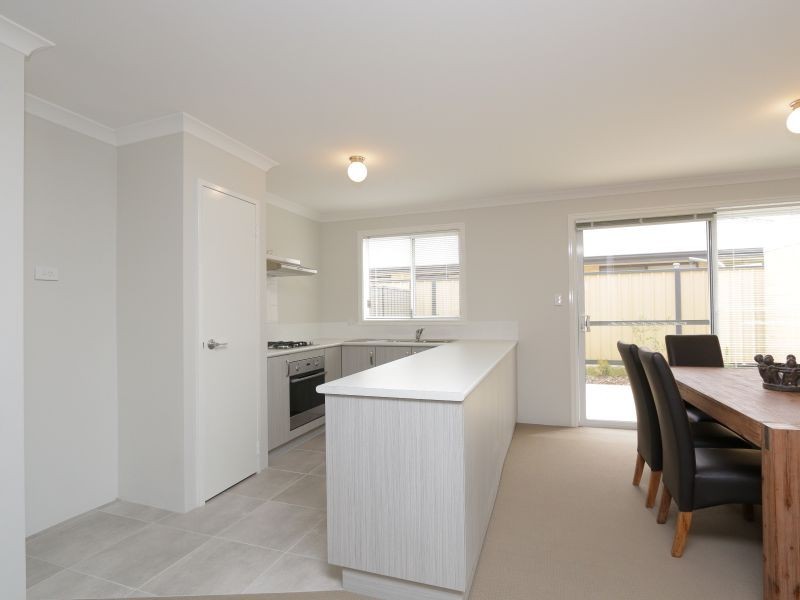 3/5 Jamaica Lane, Clarkson WA 6030