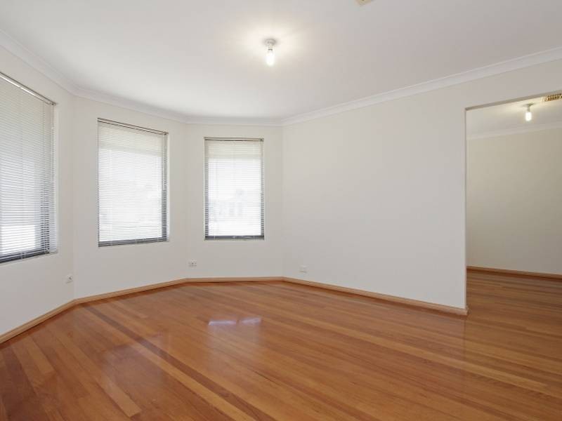 62 Hillwater Promenade, Beechboro WA 6063