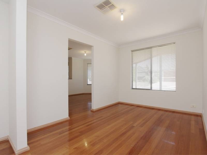 62 Hillwater Promenade, Beechboro WA 6063
