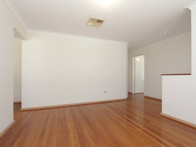 62 Hillwater Promenade, Beechboro WA 6063