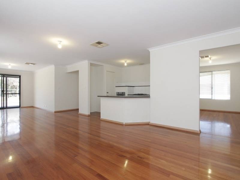 62 Hillwater Promenade, Beechboro WA 6063