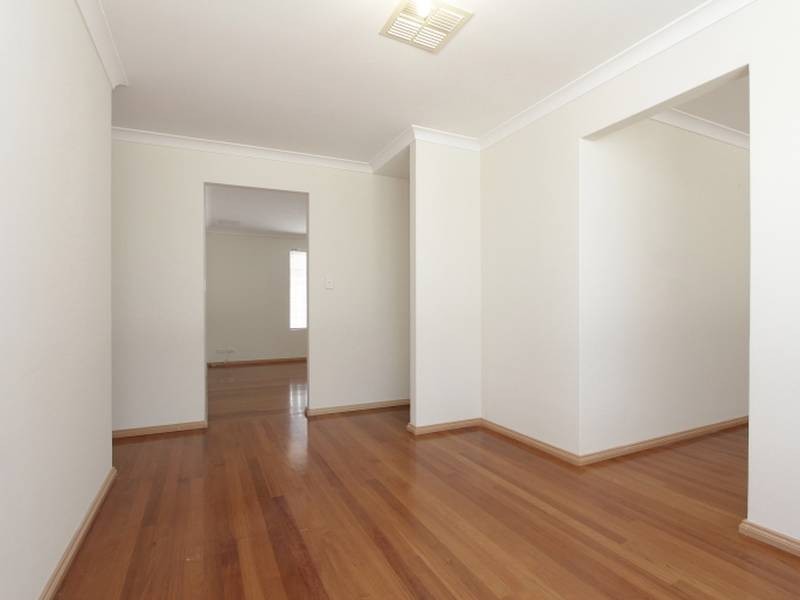 62 Hillwater Promenade, Beechboro WA 6063