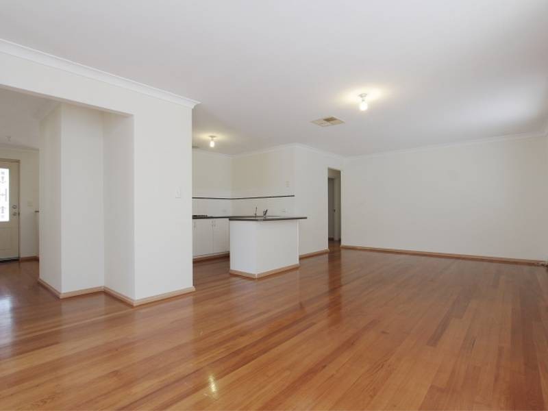 62 Hillwater Promenade, Beechboro WA 6063