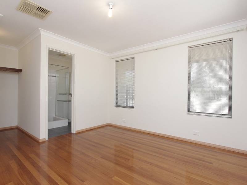 62 Hillwater Promenade, Beechboro WA 6063