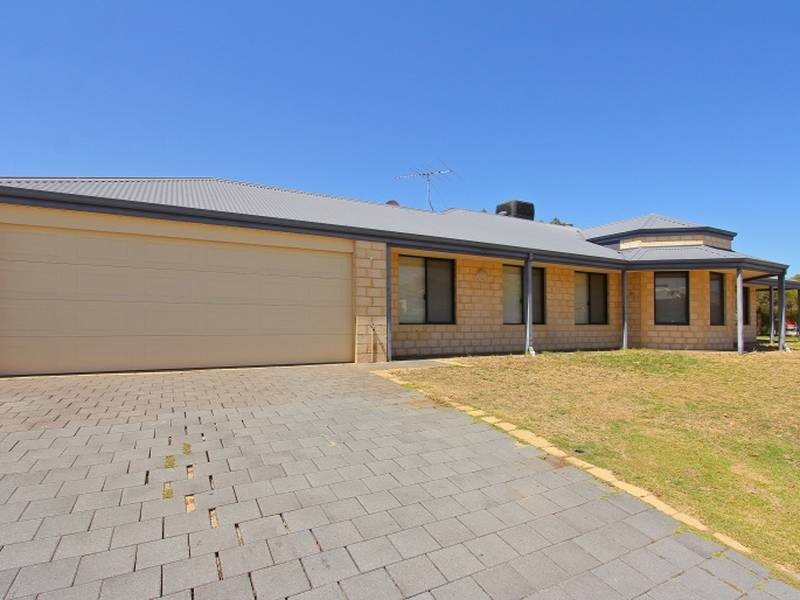 62 Hillwater Promenade, Beechboro WA 6063