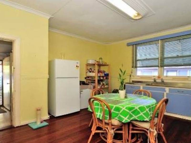 130 Belmont Ave, Rivervale WA 6103