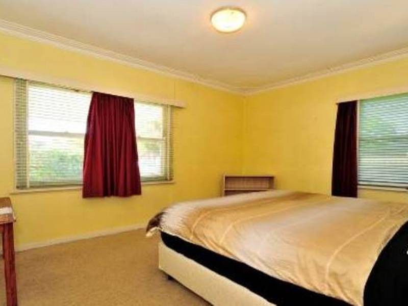 130 Belmont Ave, Rivervale WA 6103