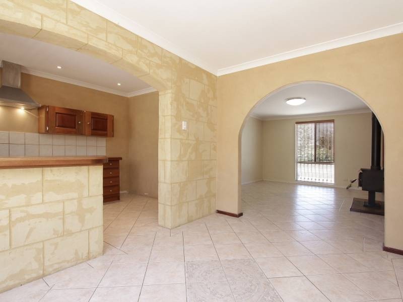 2 Beltana Rd, Craigie WA 6025