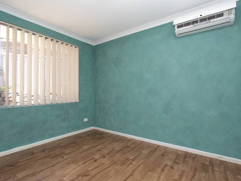 2 Beltana Rd, Craigie WA 6025