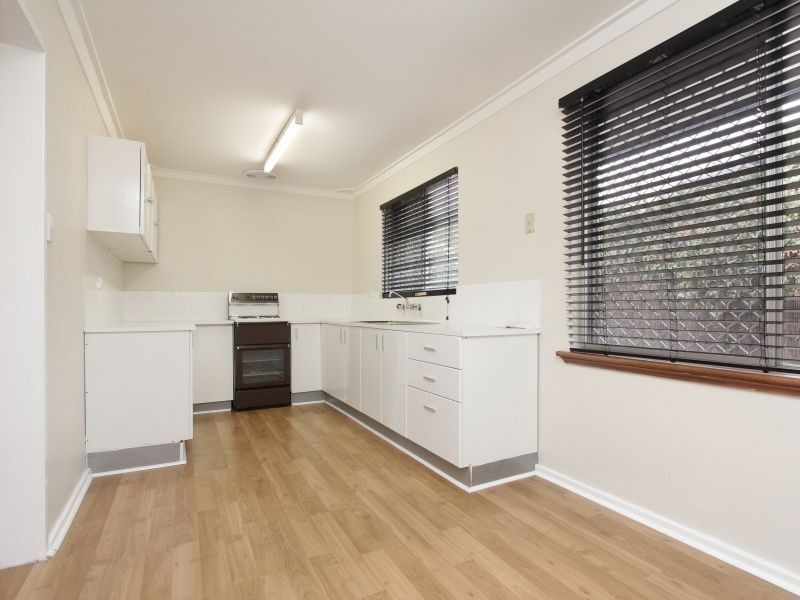 211 Camberwarra Drive, Craigie WA 6025