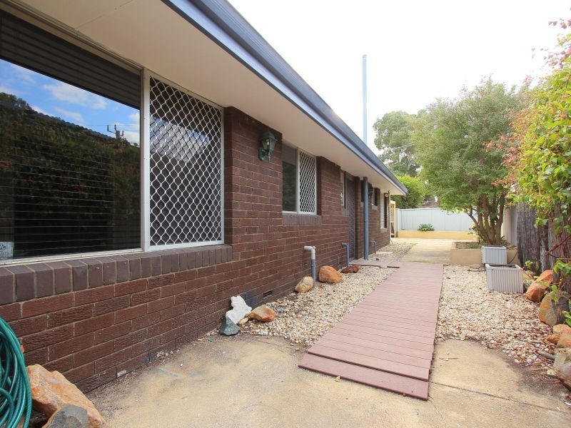 211 Camberwarra Drive, Craigie WA 6025