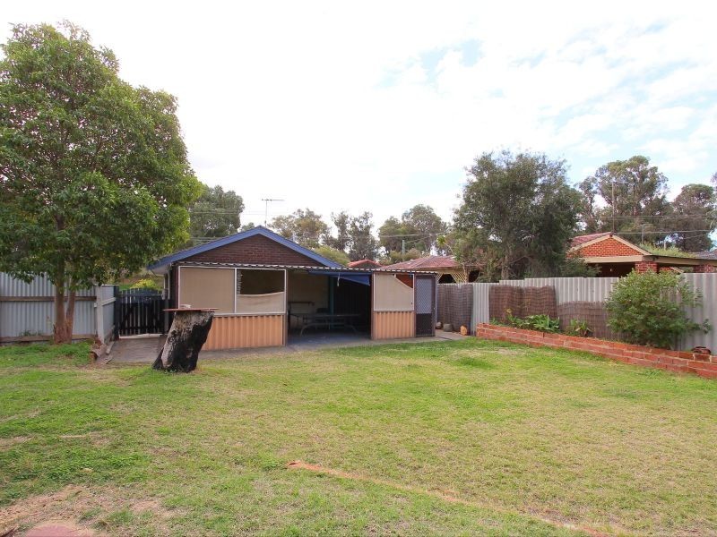211 Camberwarra Drive, Craigie WA 6025