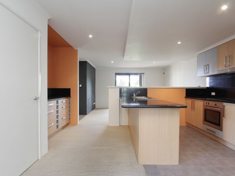 17/40 Hollins Bend, Madeley WA 6065