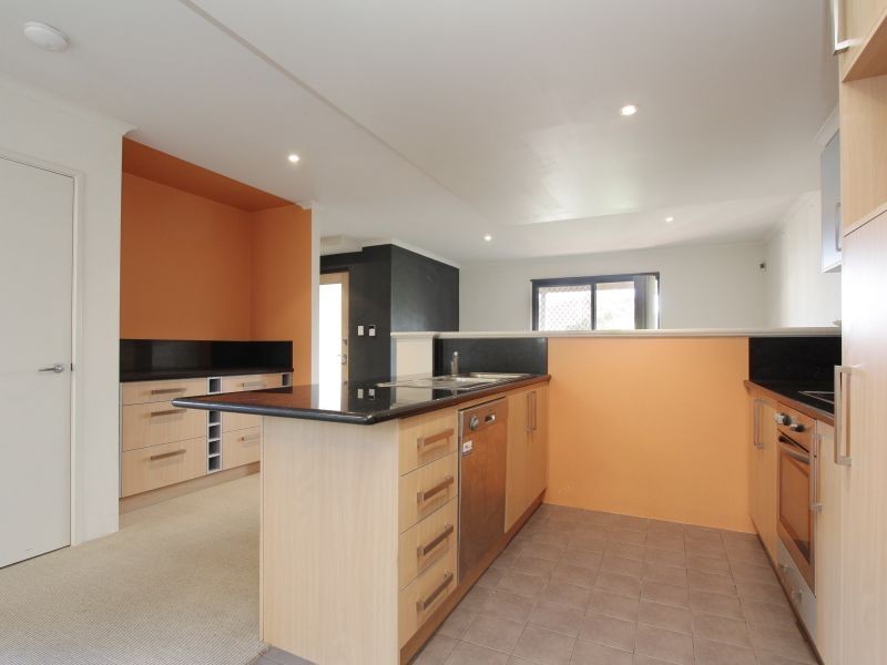 17/40 Hollins Bend, Madeley WA 6065