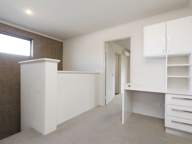 17/40 Hollins Bend, Madeley WA 6065