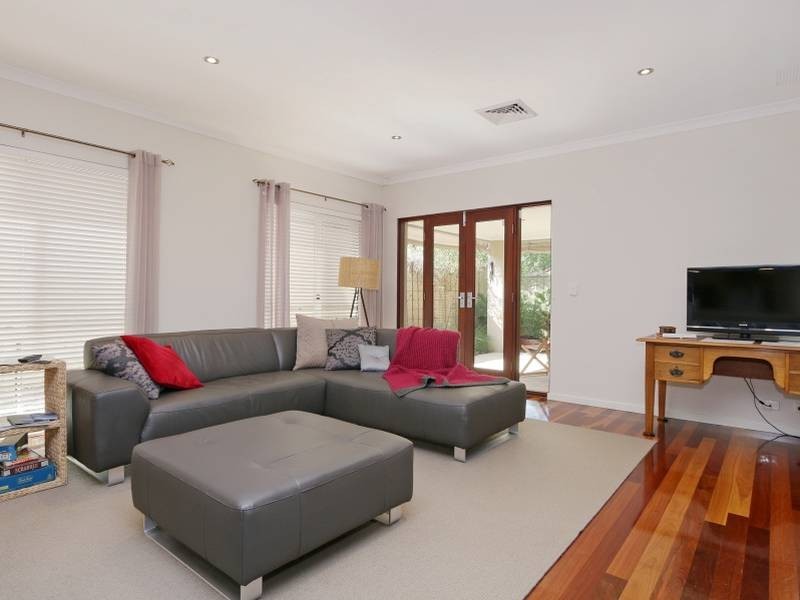 38B Weston Street, Carlisle WA 6101