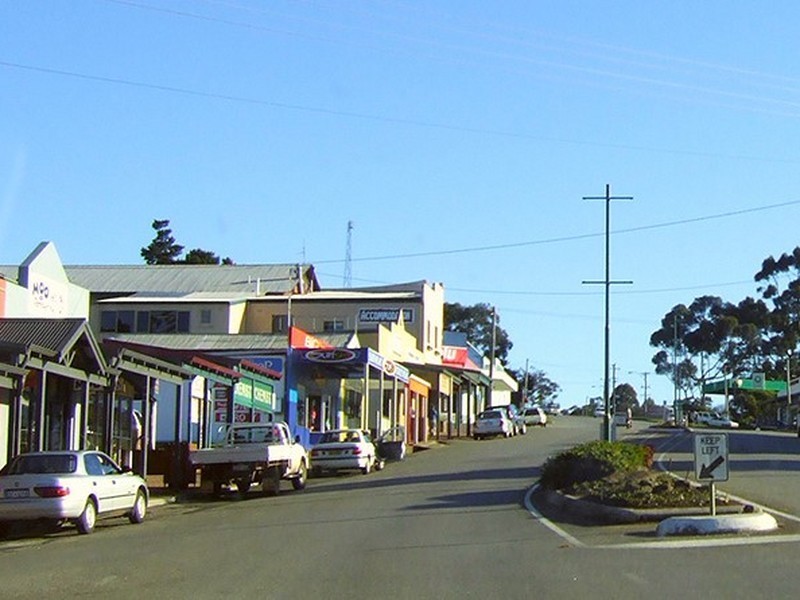 8 Coughlan Grove, Bow Bridge WA 6333