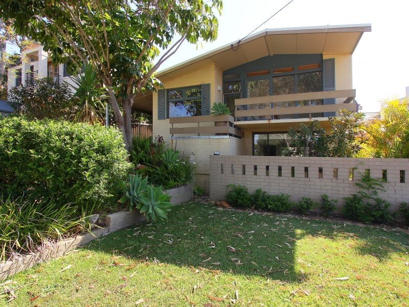 90 Chrysostom Street, Trigg WA 6029