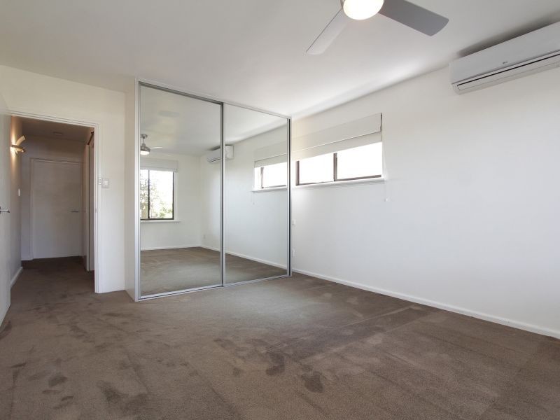 90 Chrysostom Street, Trigg WA 6029