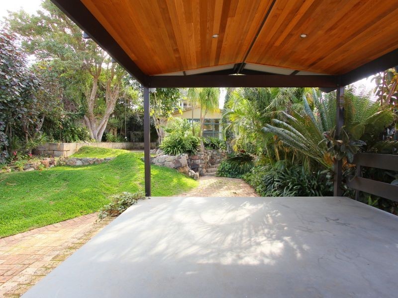 90 Chrysostom Street, Trigg WA 6029