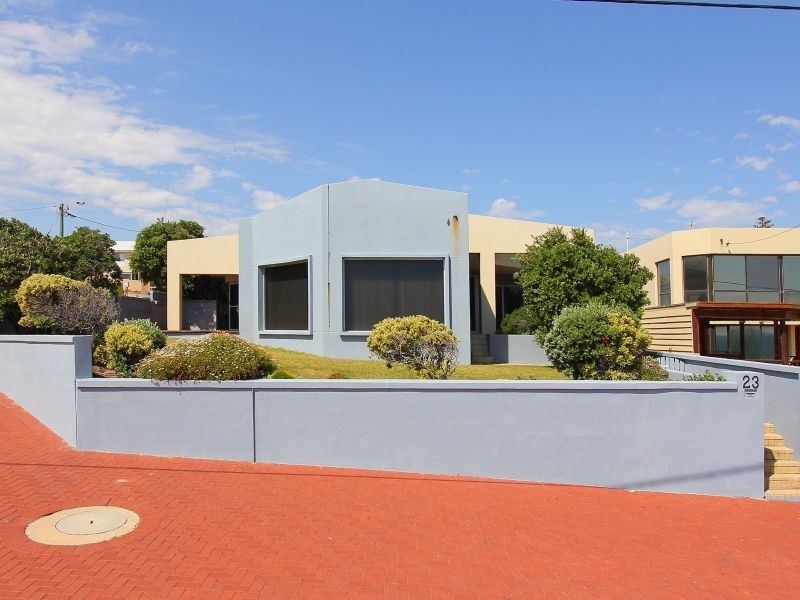 23 West Coast Drive, Carine WA 6020