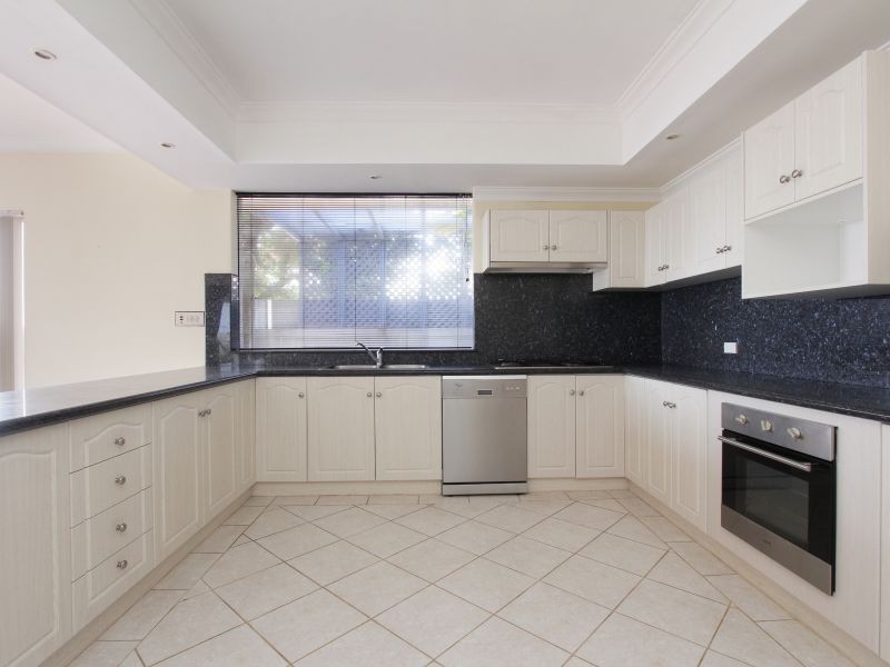 23 West Coast Drive, Carine WA 6020