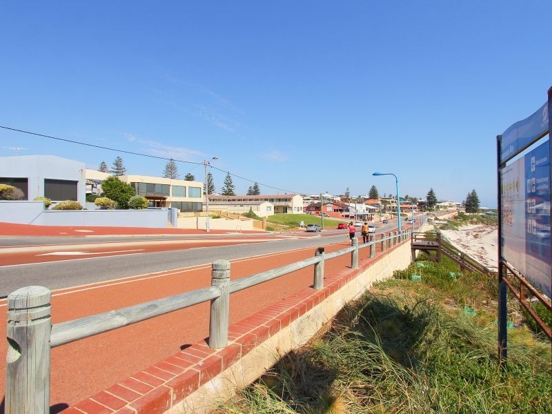 23 West Coast Drive, Carine WA 6020