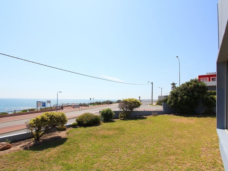 23 West Coast Drive, Carine WA 6020