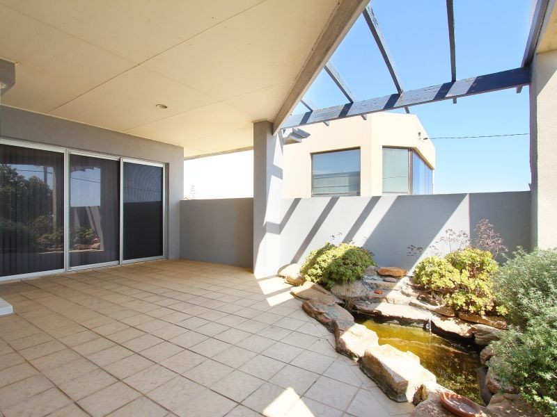 23 West Coast Drive, Carine WA 6020