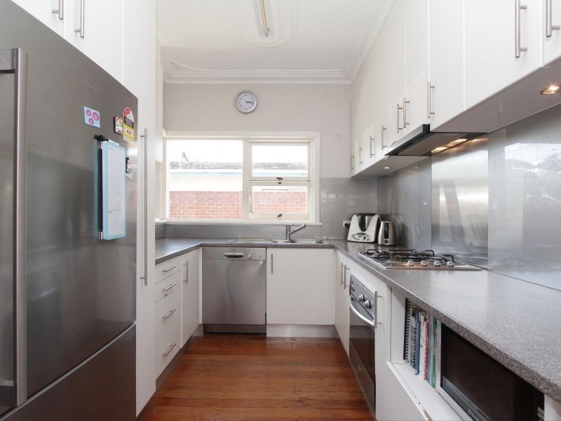 77 Kitchener Street, Trigg WA 6029