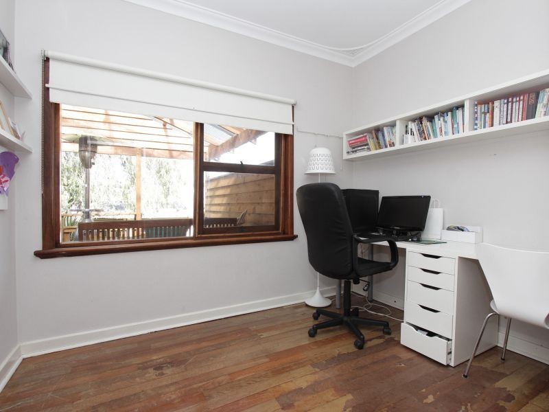 77 Kitchener Street, Trigg WA 6029