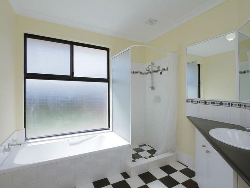 21 Dayana Court, Redcliffe WA 6104