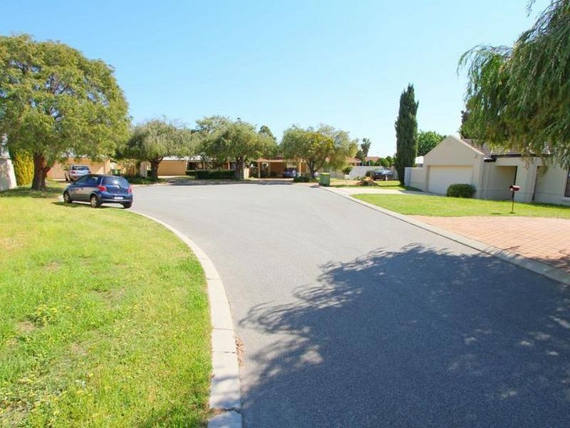 21 Dayana Court, Redcliffe WA 6104