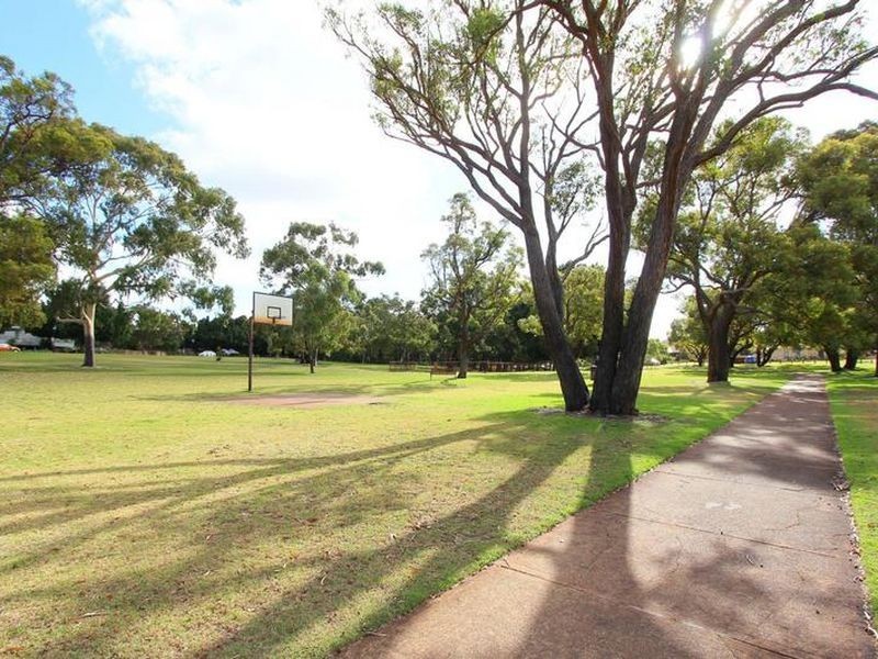 Unit 8/9 Jersey Street, Jolimont WA 6014