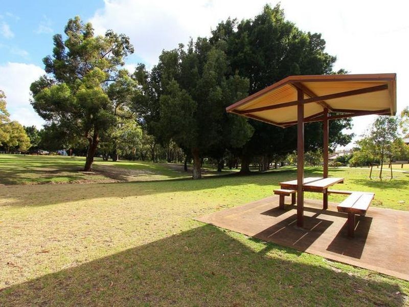 Unit 8/9 Jersey Street, Jolimont WA 6014