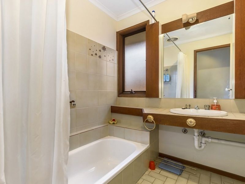 5 Ellad Close, Vermont VIC 3133